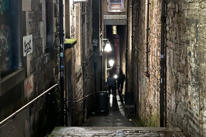 2-Hour Edinburgh Ghost and Dark Side Walking Guided Tour - Haunted Locations