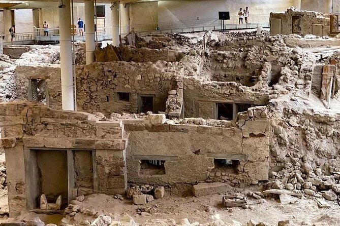 1 Hour Private Archaeological Tour in Akrotiri - Tour Details