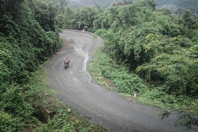 2-Day Easy Rider From Da Lat to Mui Ne by Motorbike - Local Cuisine and Dining Options