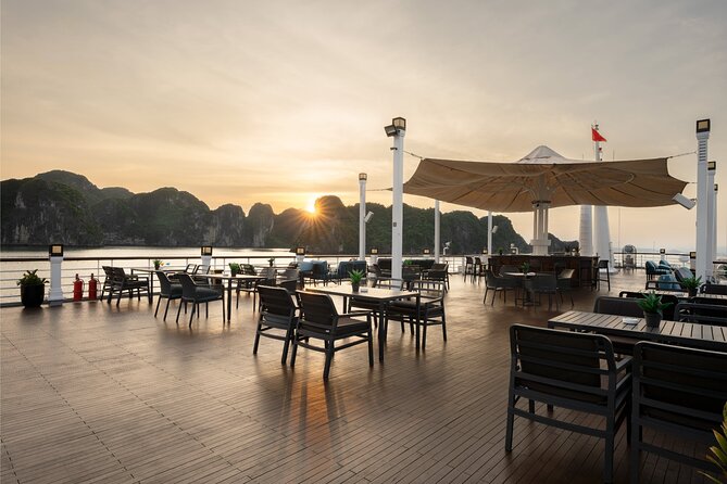 2 Days Boss Cruise in Halong and Lan Ha Bay From Hanoi - Dining and Accommodation