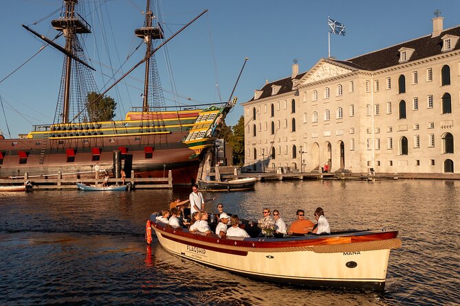 2 Hour Exclusive Canal Boat Cruise W/ Live Guide and Onboard Bar - Reviews