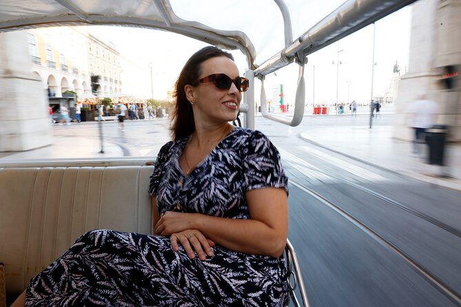 2-Hour Private Tuk Tuk Tour in Lisbon - Meeting and Pickup