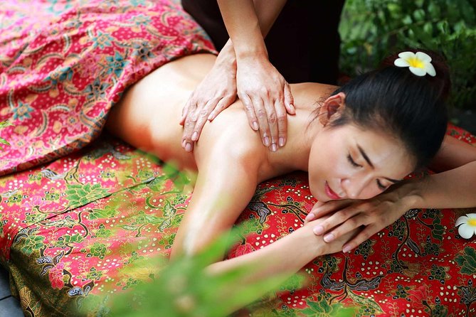 2 Hour Relaxation Luxury Spa Package at Fah Lanna Spa - Old City Branch - Details About Whats Included in the Spa Package
