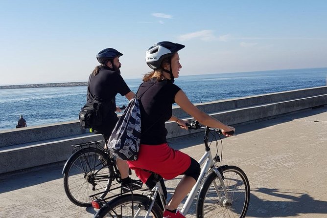 24 Hour Bicycle Rental - Proximity to Public Transportation