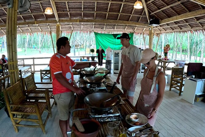 3-Hour Khaolak Cooking Class With Food Market Visit - Meeting and Pickup