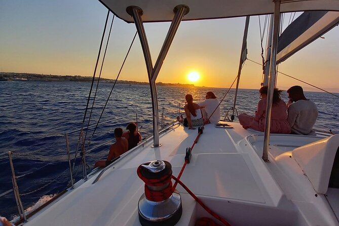 3-Hours Sunset Catamaran Cruise With Dinner All Inclusive - Meeting Point and Duration
