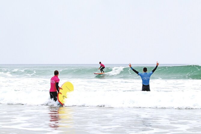 4 Hours of Surfing in the Fantastic Waves of Fuerteventura - Experience Overview