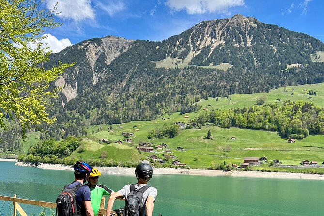 4 Lakes E-Bike Guided Tour and Lake Cruise - Meeting and Pickup