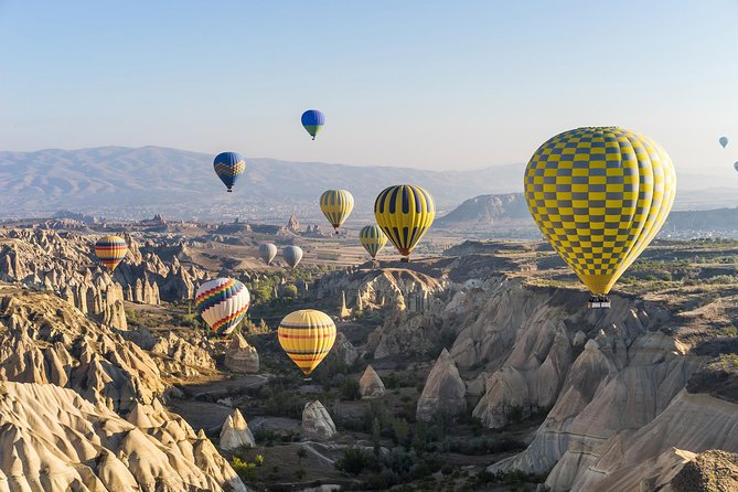5-Day Tour of Istanbul and Cappadocia With Return Flights - Exploring Cappadocias Attractions