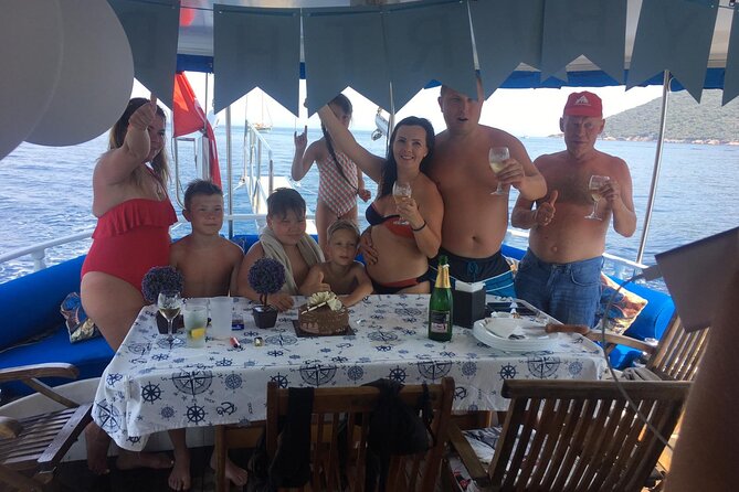6 Hours Private Charter Boat Tour With Lunch in Bodrum - Traveler Photos and Reviews