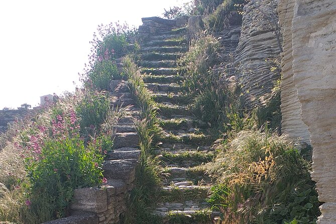 A Full Day Into Luberon Villages and Fontaine-De-Vaucluse - Scenic Drives in the Luberon Region