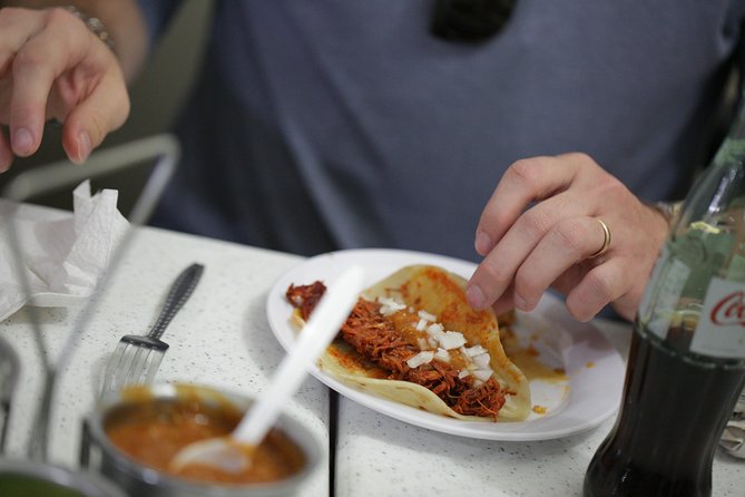 A Night of Tacos and Mezcal in Mexico City - Tour Guide Experience