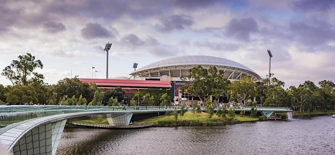 Adelaide City to Sea Bike Tour - Free Time in Glenelg