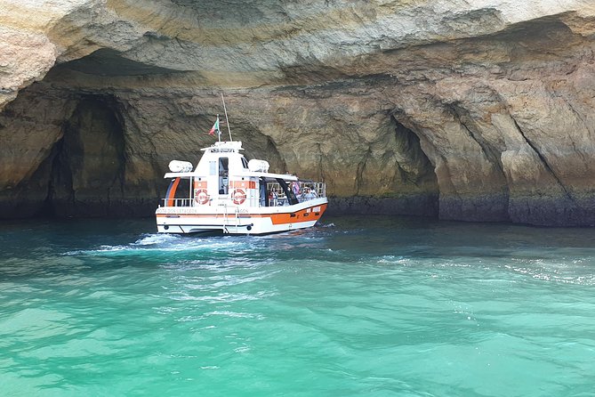 Adventure to the Benagil Caves on a Family Friendly Catamaran - Start at Lagos - Booking and Flexibility