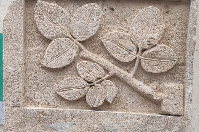 Aegina Town Walking Tour (Guided by a Local Archaeologist) - Exploring the Chapel of St. Nicholas