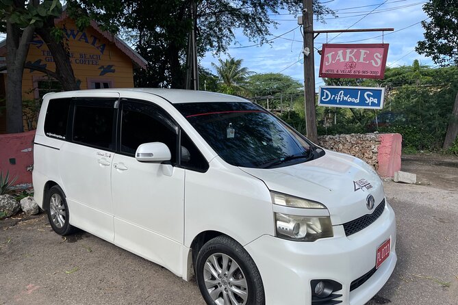 Airport Transfer To Negril - Overview and Features