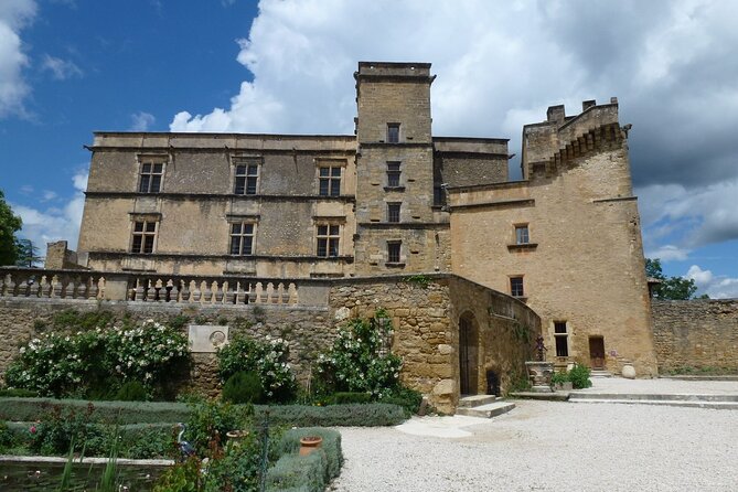 Aix En Provence City Tour With Wine and Cheese & Luberon - Exploring the Charming Town of Luberon