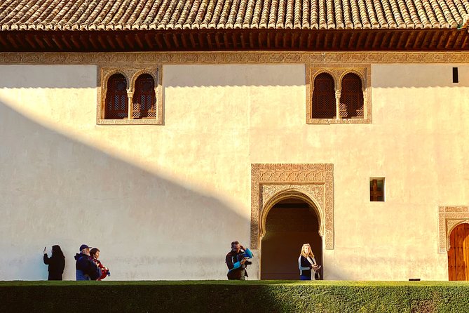 Alhambra Guided Tour With Skip-The-Line Tickets  - Granada - Meeting Point and End Point