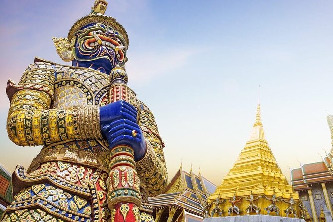 All in One Bangkok Landmark : Selfie City Tour With Grand Palace & Lunch - Meeting and Pickup