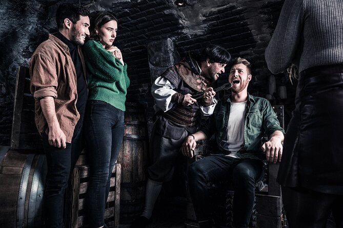 Amsterdam Dungeon and 1 Hour Canal Cruise Combination Ticket - 1 Hour Canal Cruise Details