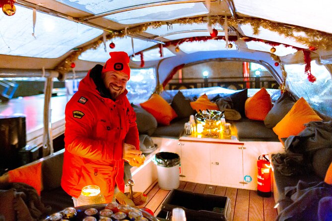 Amsterdam Light Festival Christmas Tour With Drinks and Snacks - Tour Highlights and Captured Moments