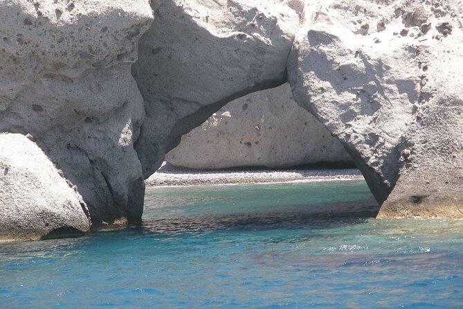 Antiparos & Despotiko Full Day Cruise From Paros - Lunch and Refreshments