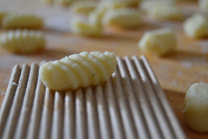Apulian Cooking Class Fresh Pasta and Focaccia - Dietary Options and Restrictions
