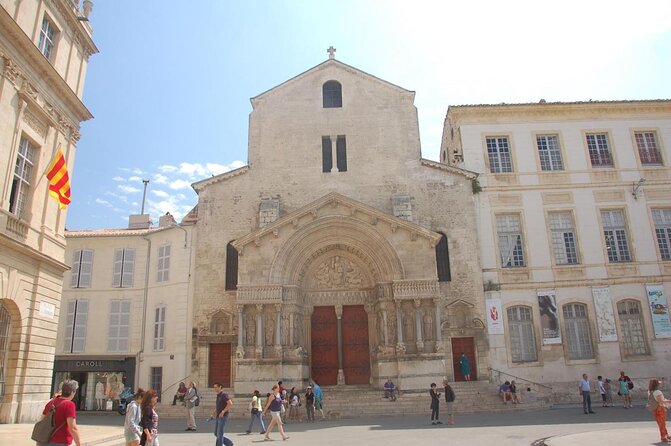 Arles Private Guided Walking Tour From Marseille - Itinerary Overview