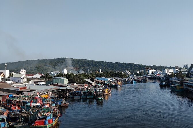Authentic Sightseeing & Local Food Tour - Pickup Points and Location Confirmation