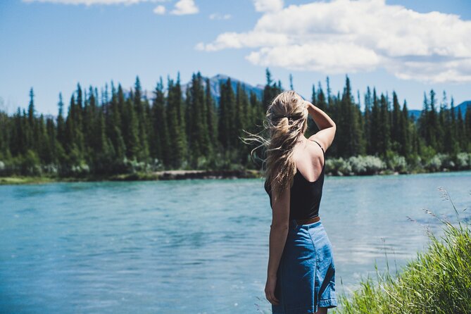 Banff Highlights & Wildlife Small Group Adventure - Tour Guide and Scenic Spots