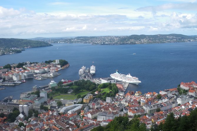 Bergen: Local Food Tasting & Excursion With a City View From the Top - Meeting and Pickup