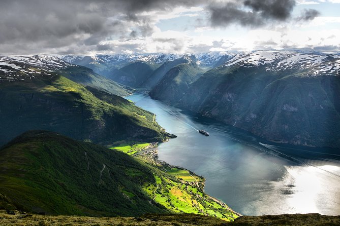 Bergen: Private Roundtrip to Flam With Sognefjord Cruise - Traveler Reviews and Recommendations