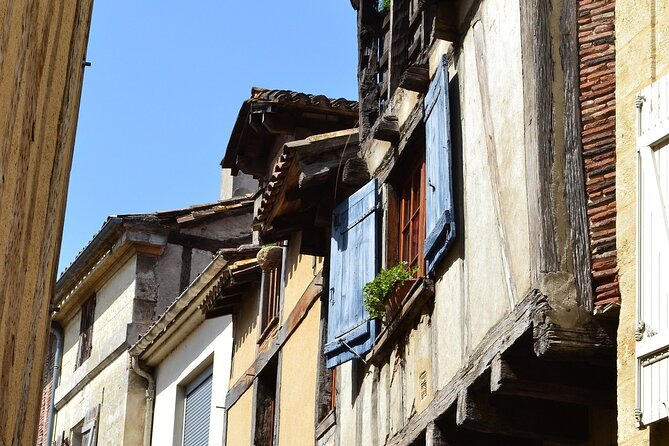 Bergerac Private Walking Tour With A Professional Guide - Cyrano De Bergerac and His Connection to the Town