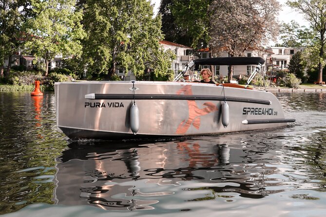 Berlin 2-Hour Electric Boat Rental - Inclusions