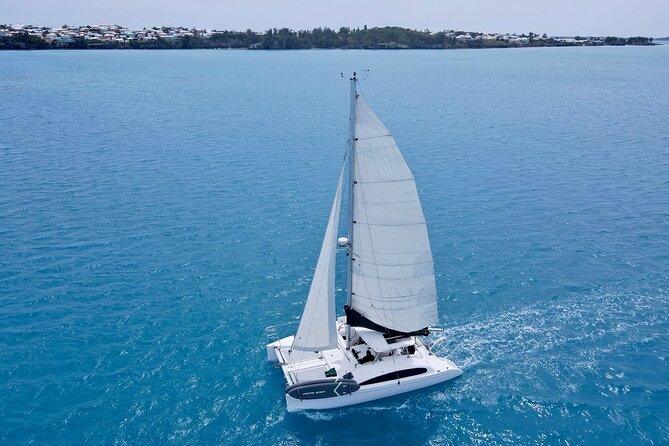 Bermuda Private Catamaran:Snorkeling, Shipwrecks & Cliff Jumping - Exploring Bermudas Shipwrecks