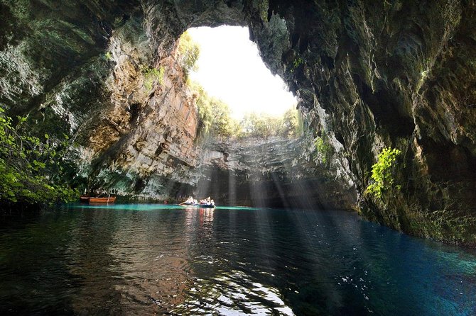 Best of Kefalonia: Half-Day Private Sightseeing Tour - Tour Duration and Logistics