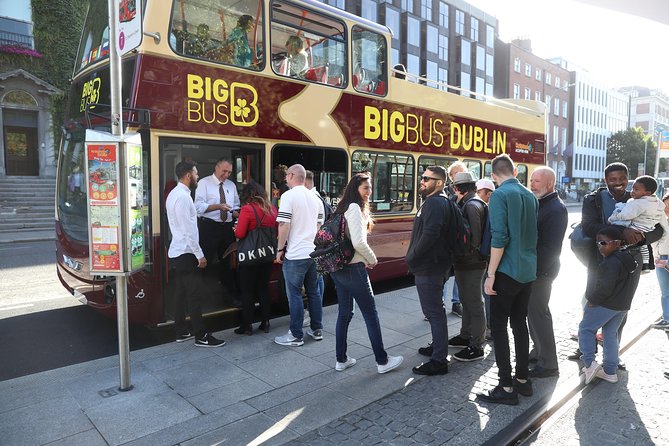 Big Bus Dublin Hop on Hop off Sightseeing Tour With Live Guide - Guided Walking Tour and Commentary Options