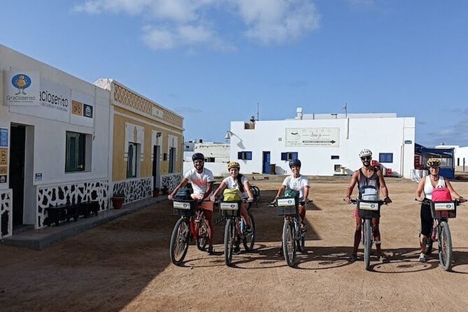 Bike Rental La Graciosa - Meeting and Pickup