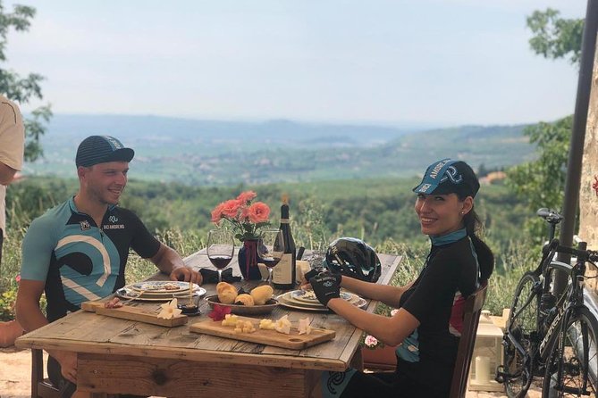 Bike Station Valpolicella: E-Bike Tour & Amarone Tasting - Scenic E-Bike Ride