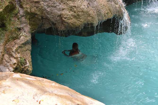 Blue Hole & Secret Falls Day Trip Plus Shopping From Runaway Bay - Traveler Reviews