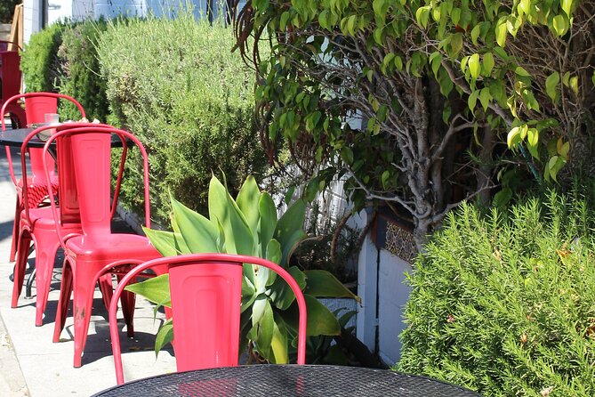 Breakfast and Lunch Food Tasting Experience in Santa Barbara - Skip the Line Privileges at 3 Local Businesses