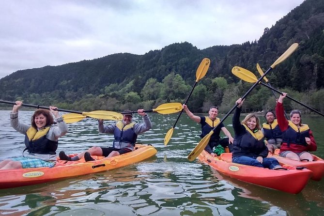Canoeing at Furnas Lake - Inclusions and Meeting Details