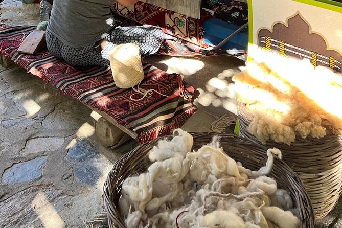 Carpet Weaving Art Lessons & Experience - Different Techniques and Patterns