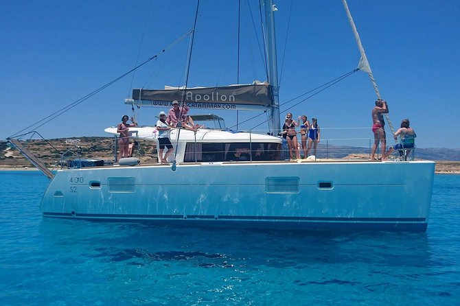 Catamaran Full-Day Cruise Around Naxos or Paros With Lunch - Overall Rating and Review Breakdown