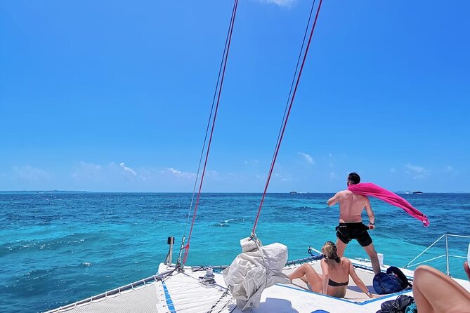 Catamaran to Isla Mujeres, Open Bar, Buffet, Beach Club Included - Round-Trip Hotel Transport