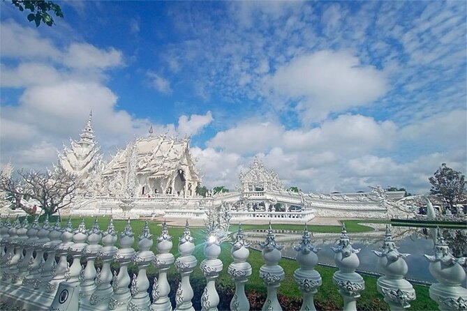 CHIANG MAI-CHIANG RAI: White Temple-Bann Dam Museum-Blue Temple - Bann Dam Museum - Black House Museum