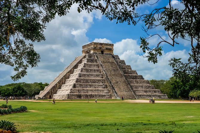 Chichen Itza and Valladolid Full-Day Guided Tour in English  - Playa Del Carmen - Booking and Flexibility