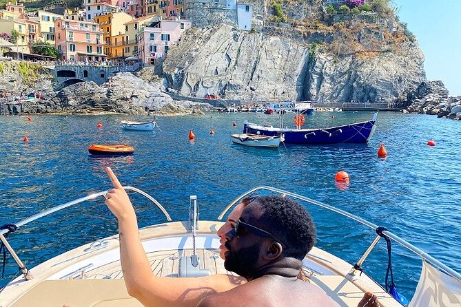 Cinque Terre Private Wedding Proposals on Boat - Onboard Proposal Ideas