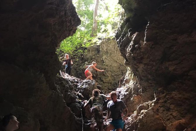 Coles Cave Hike - Meeting and Pickup