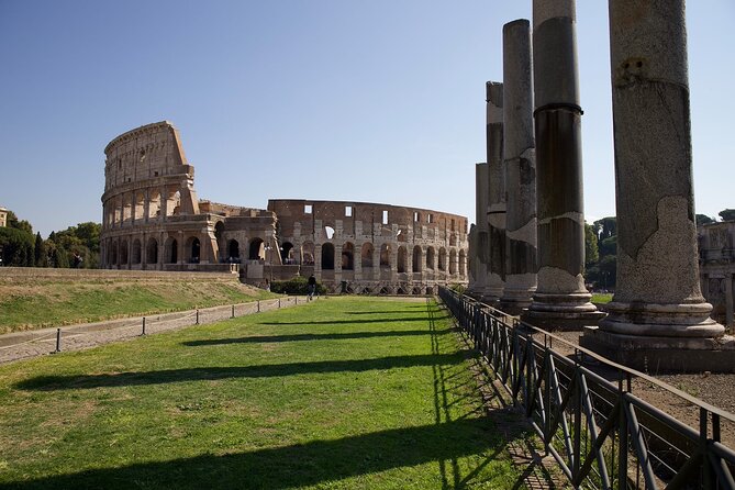 Colosseum Gladiators Arena Tour With Roman Forum & Palatine Hill - Important Information